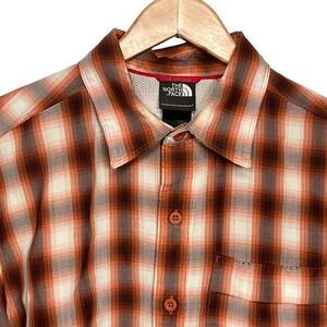 The North Face Mens Medium Polyester Orange Plaid Button Up Long Sleeve